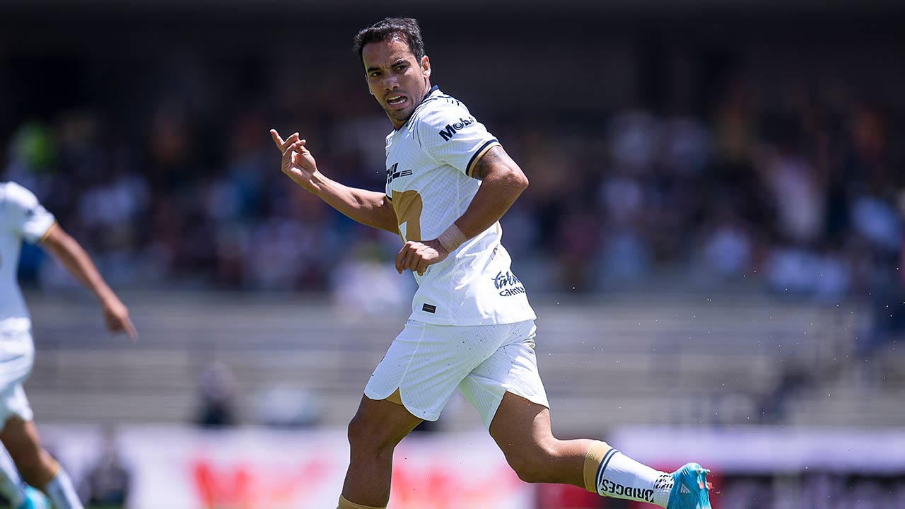 Adrian-Aldrete-Pumas-PlayCity-Apuestas-Deportivas