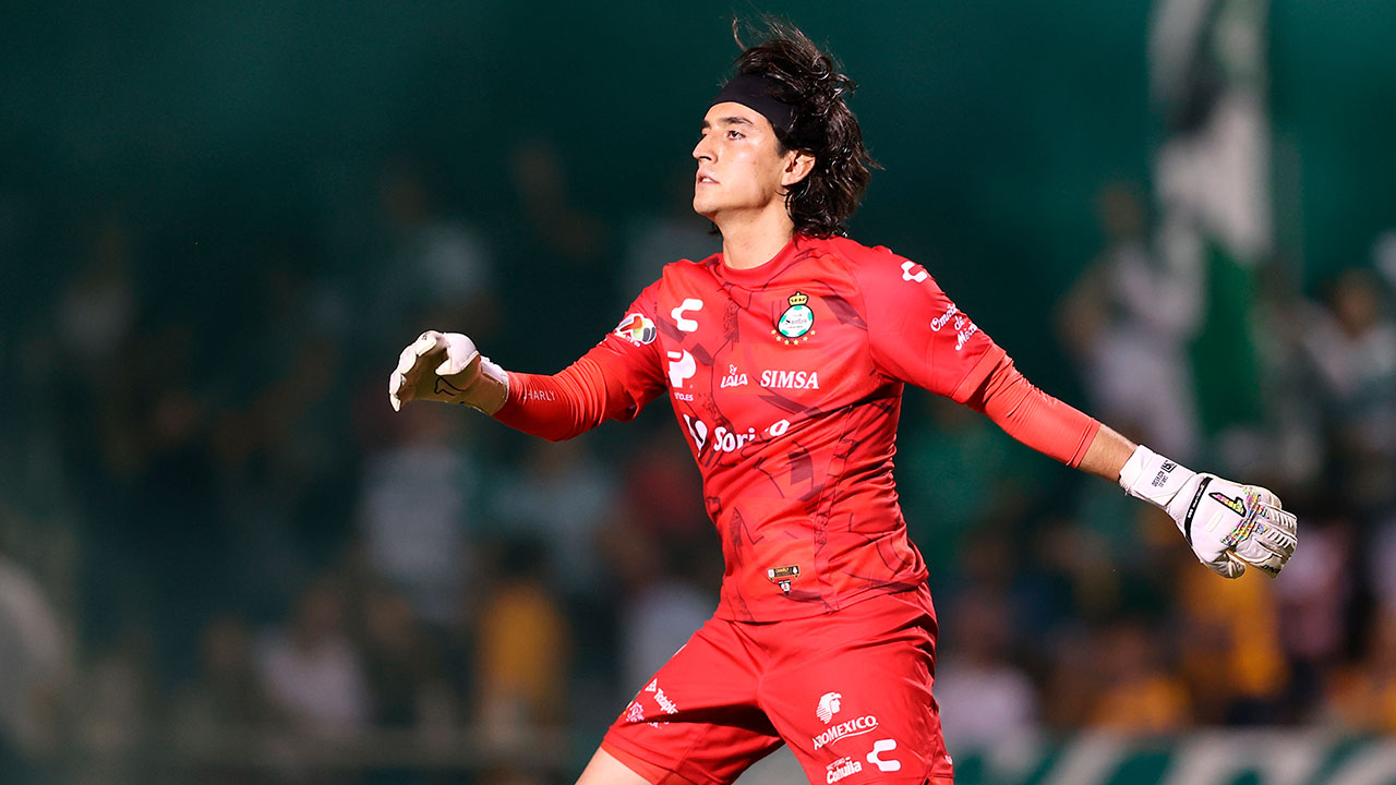 Carlos-Acevedo-Santos-Liga-Mx-PlayCity-Apuestas-News