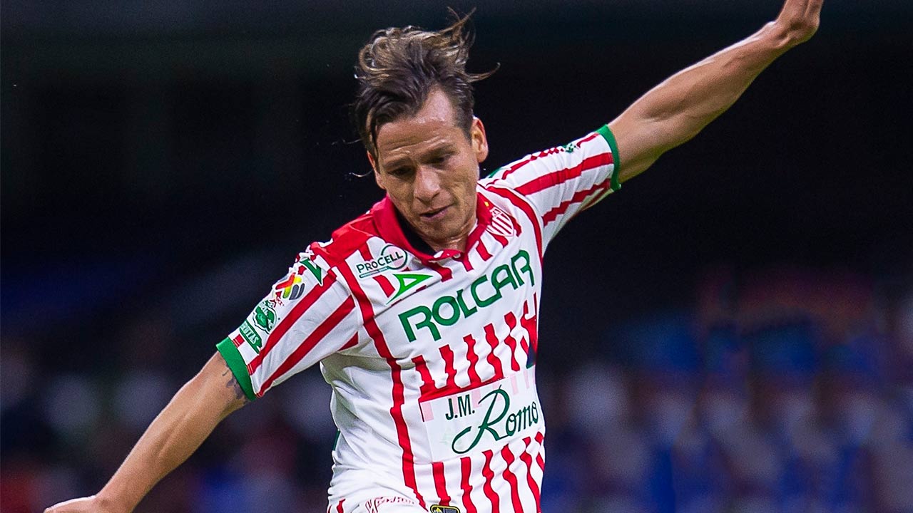 Fernando-Gonzalez-Necaxa-Playcity-Apuestas-Deportivas