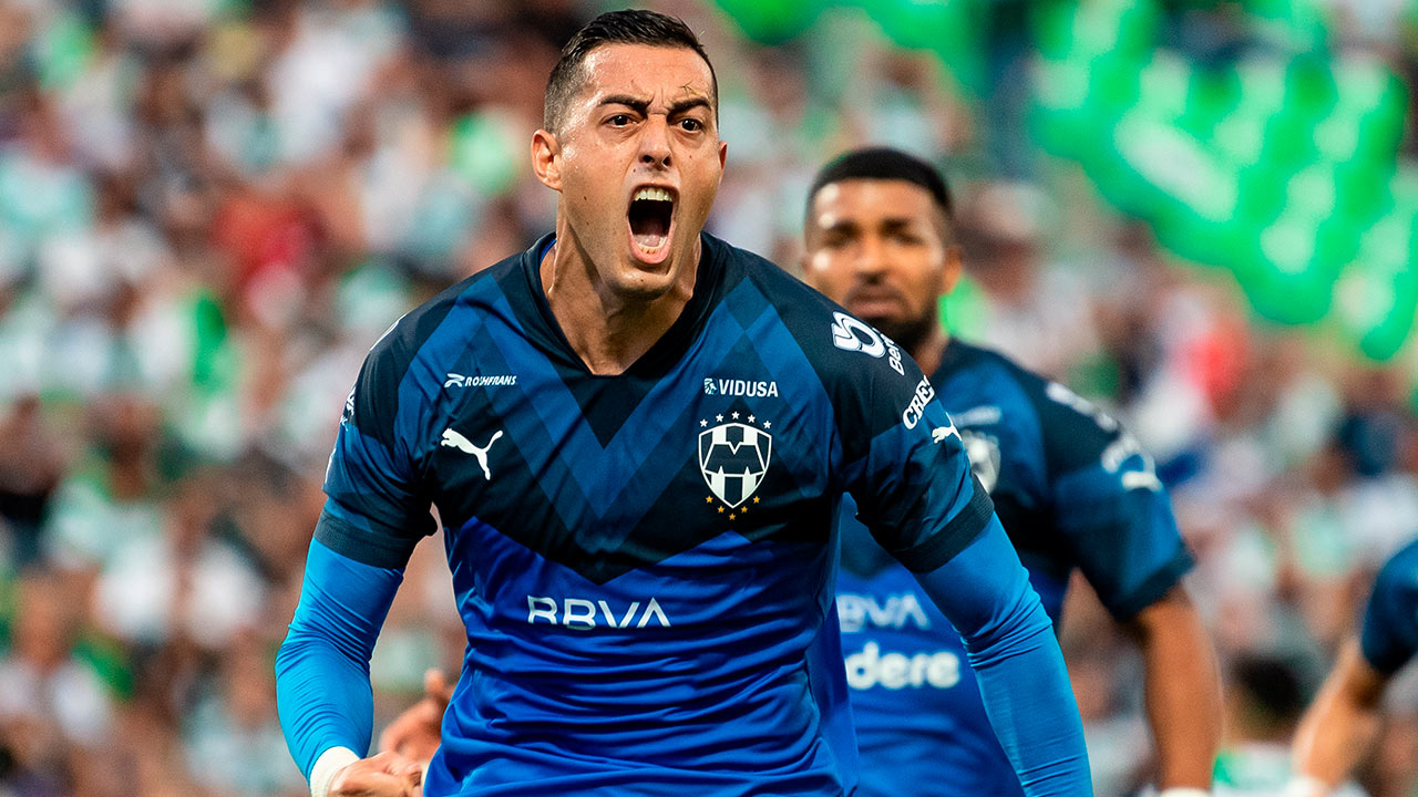 Rogelio-Funes-Mori-Monterrey-PlayCity-Apuestas-Liga-mx
