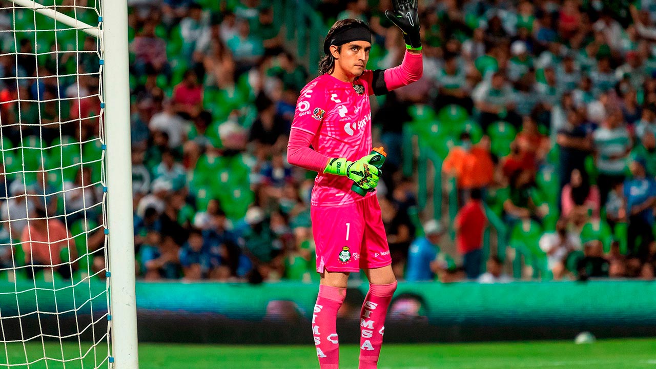 Carlos-Acevedo-Santos-Liga-mx-PlayCity-Casino-Apuestas