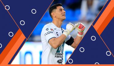 News_SabiasQ_Oscar-Ustari-pachuca-PlayCity-Casino-Apuestas-Deportivas