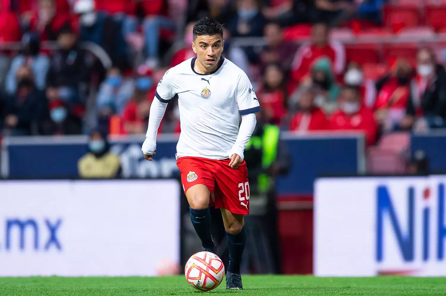 PlayCity-Apuestas-Fernando-Beltrán-Chivas-Liga-MX.
