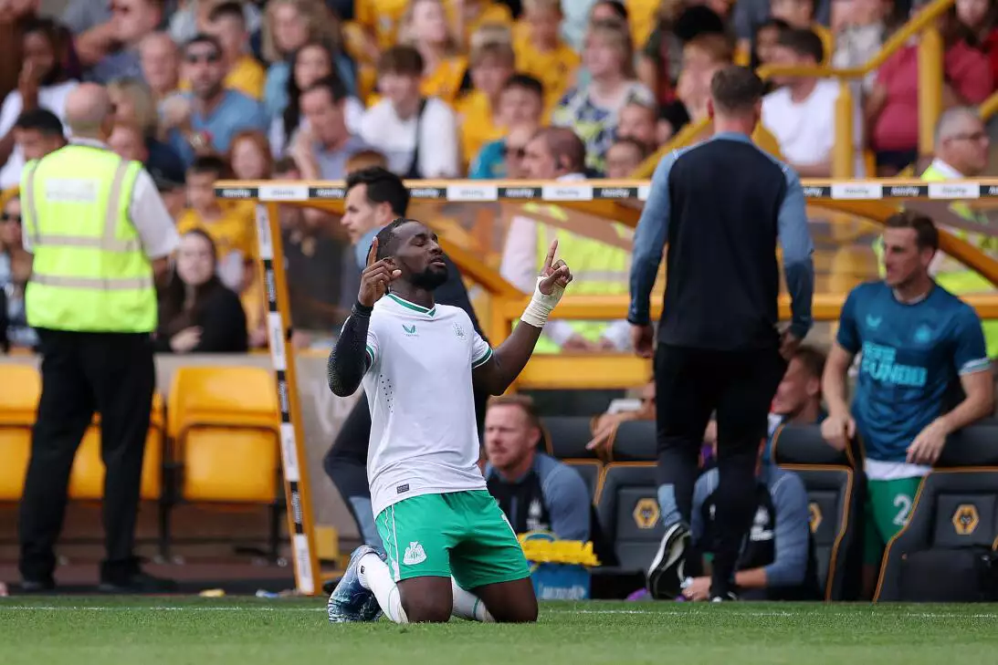 PlayCity-Apuestas-Isak-Newcastle-Carabao-Cup