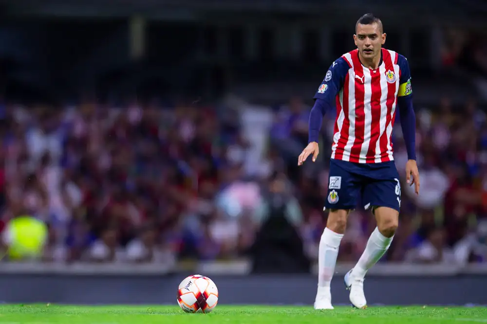 PlayCity-Apuestas-Sergio-Flores-Guadalajara-LigaMX